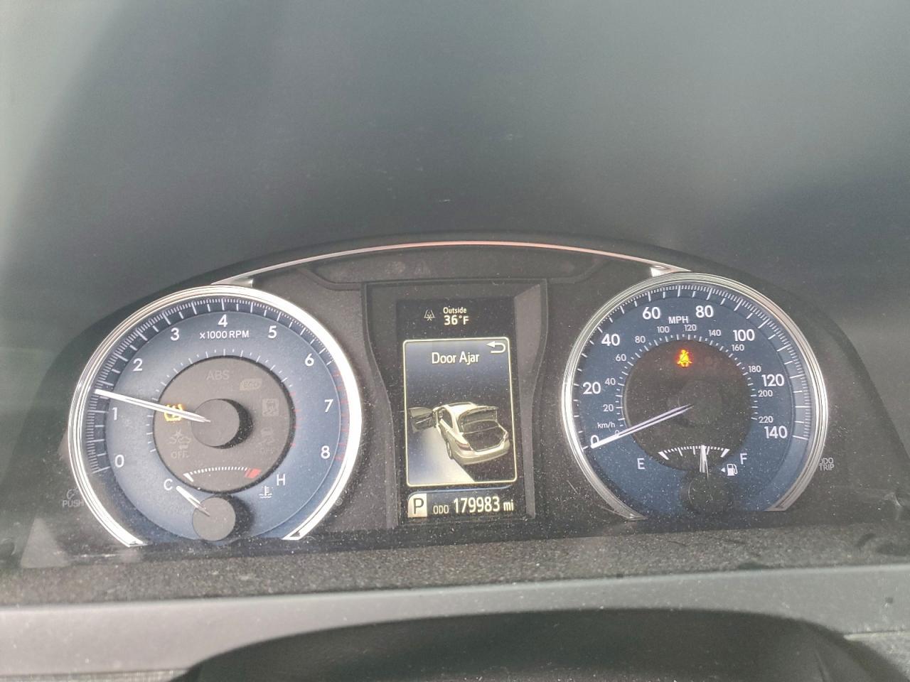 2017 TOYOTA CAMRY