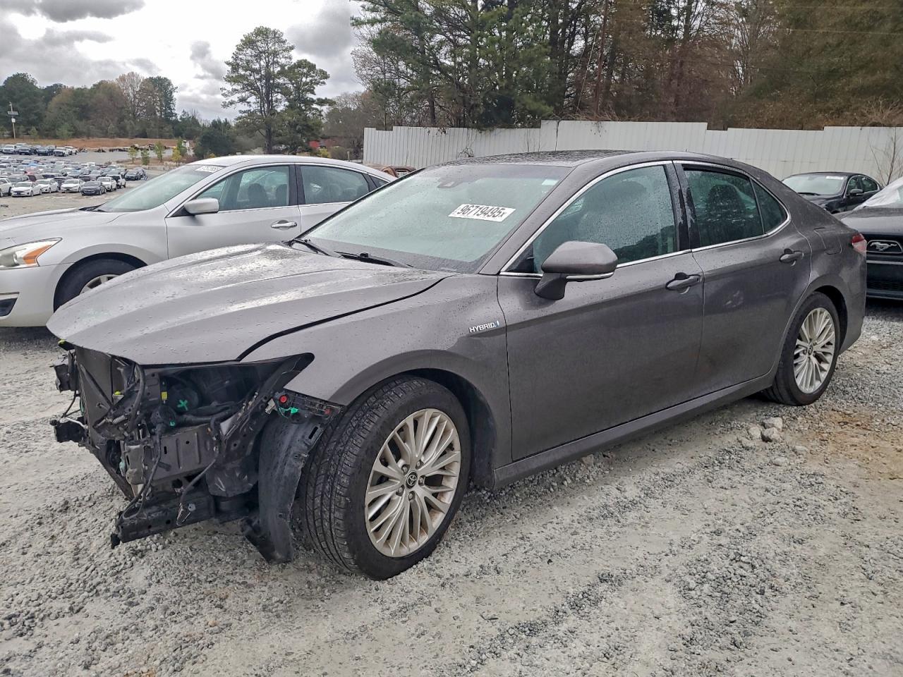 2020 TOYOTA CAMRY