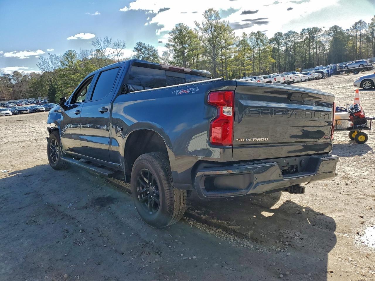 2021 CHEVROLET Silverado