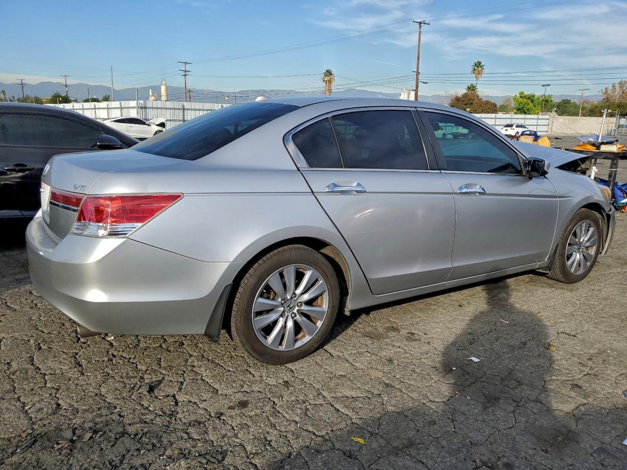 2011 HONDA ACCORD
