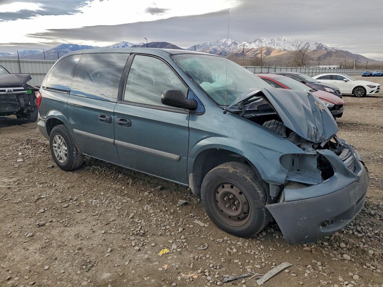 2005 DODGE CARAVAN
