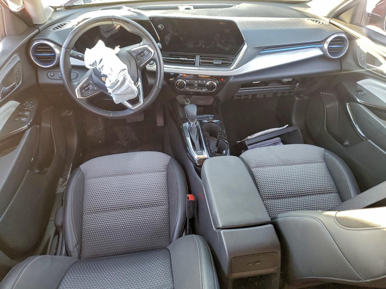 2024 CHEVROLET TRAX