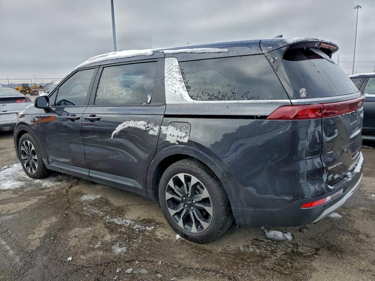 2023 KIA Carnival