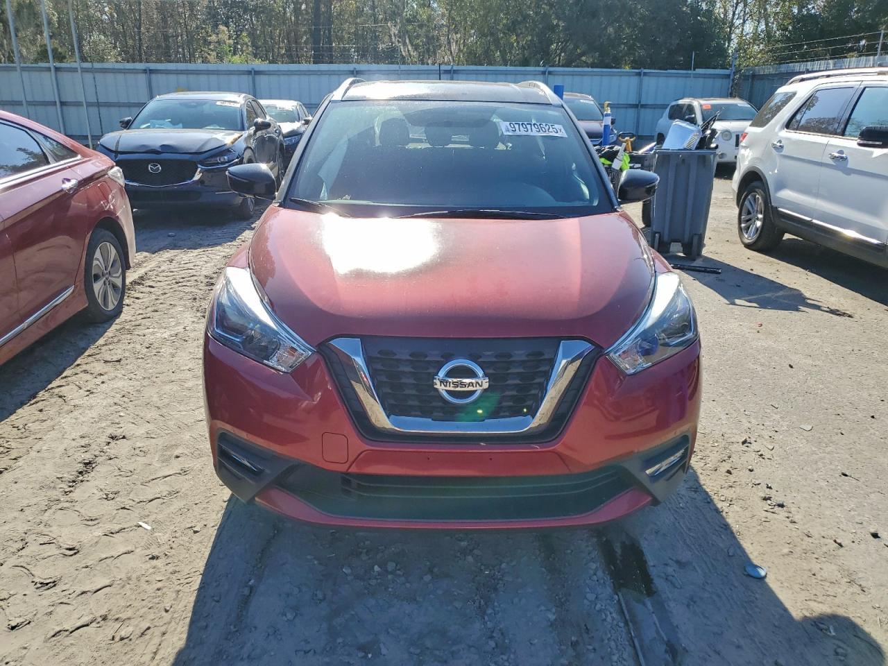 2018 NISSAN KICKS