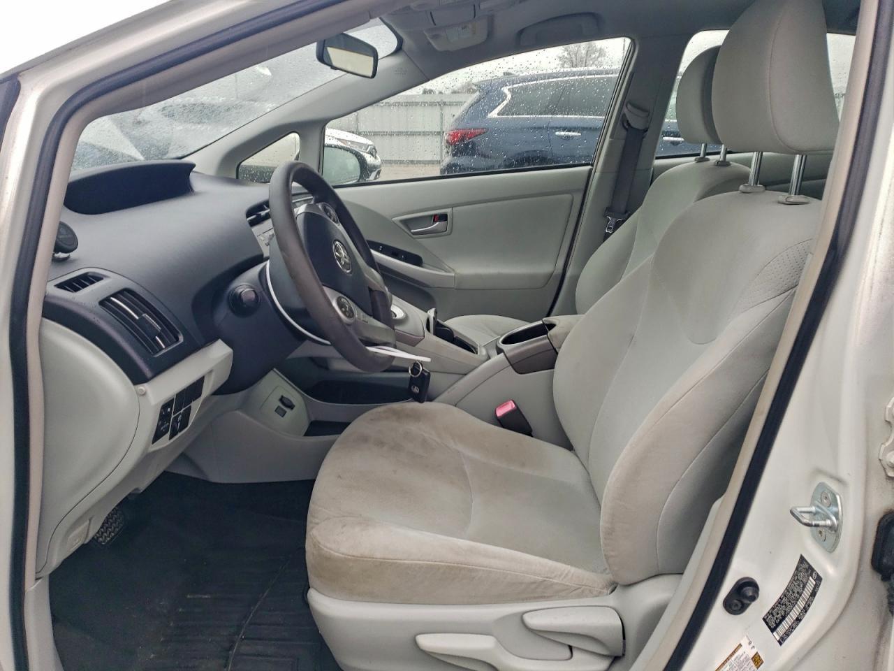 2012 TOYOTA PRIUS