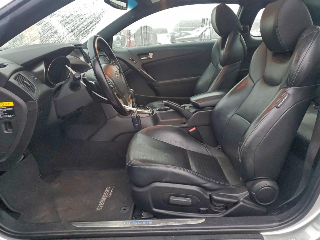 2013 HYUNDAI GENESIS