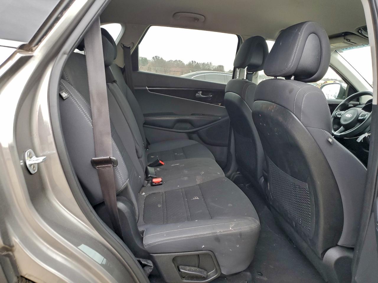 2016 KIA SORENTO
