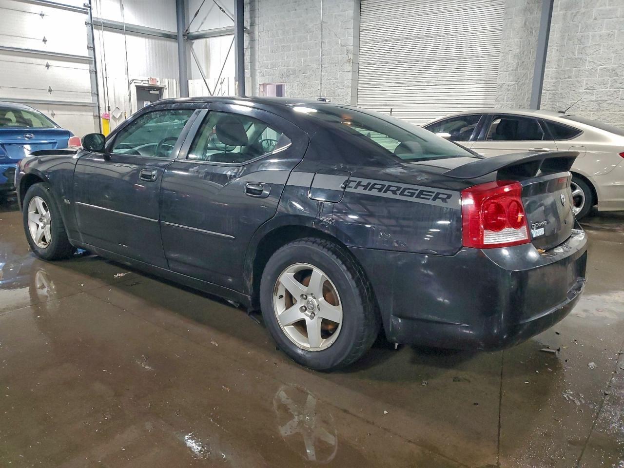 2010 DODGE CHARGER