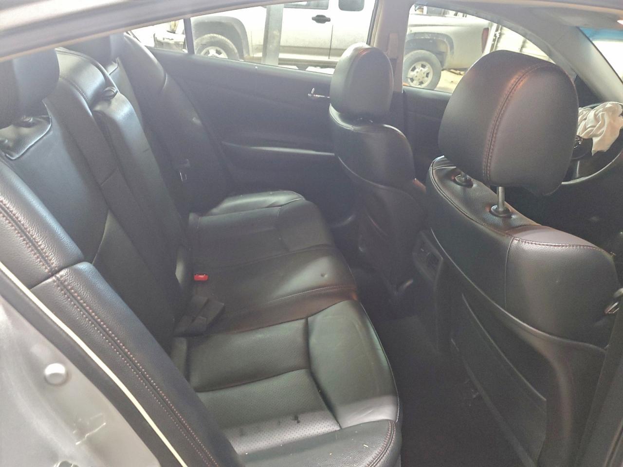 2014 NISSAN Maxima