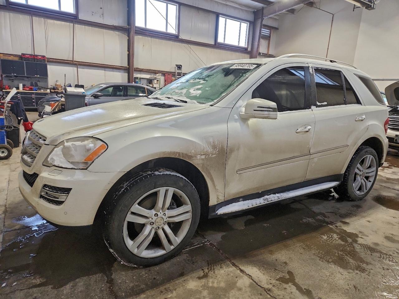 2011 MERCEDES-BENZ ML-Class