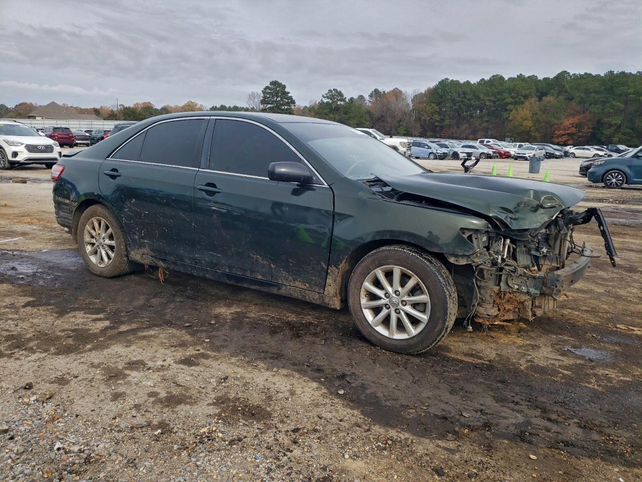 2011 TOYOTA CAMRY