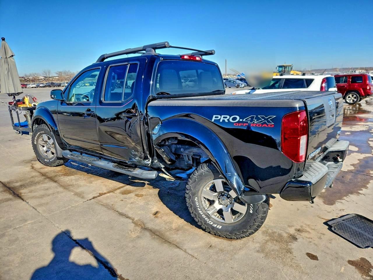 2012 NISSAN Frontier
