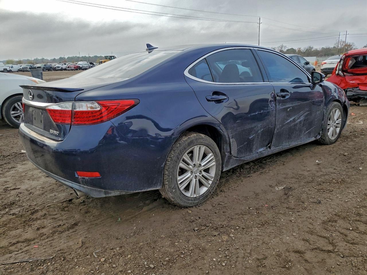 2014 LEXUS Es