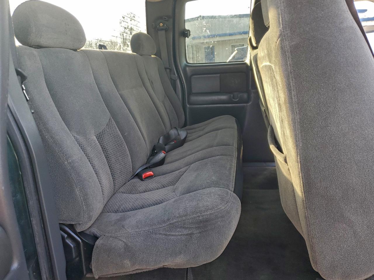 2004 CHEVROLET Silverado