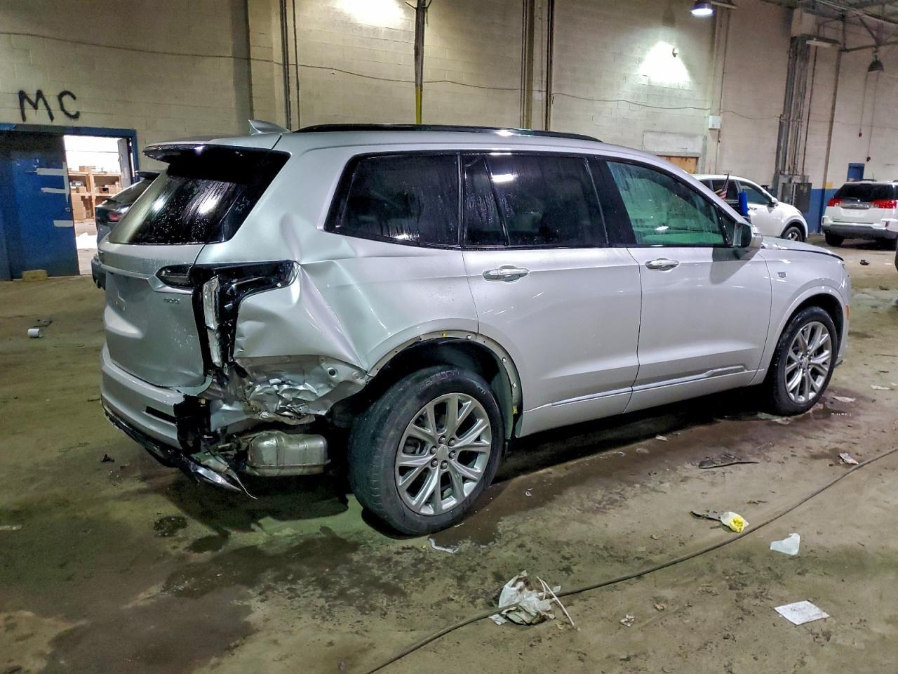 2020 CADILLAC XT6