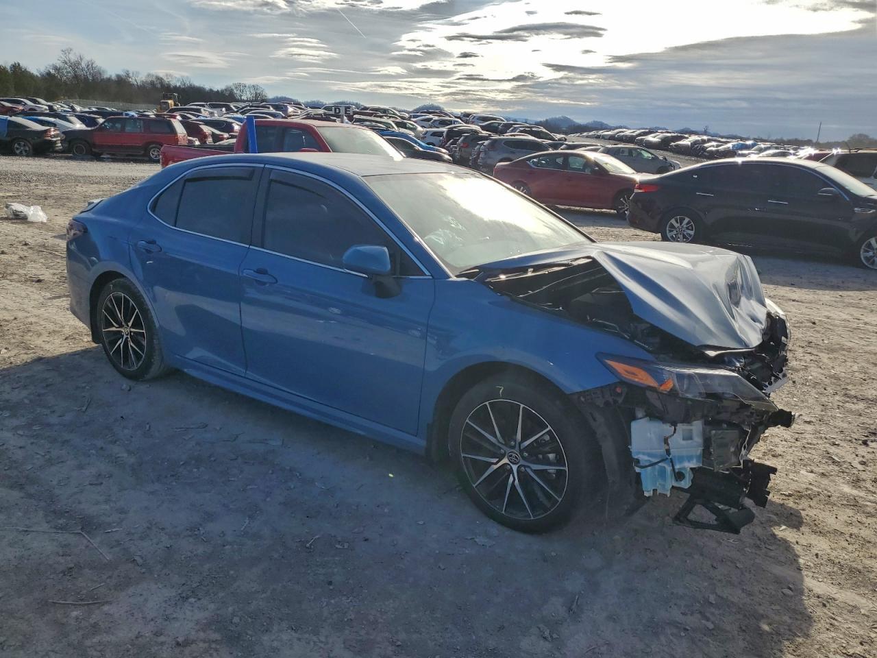 2024 TOYOTA CAMRY