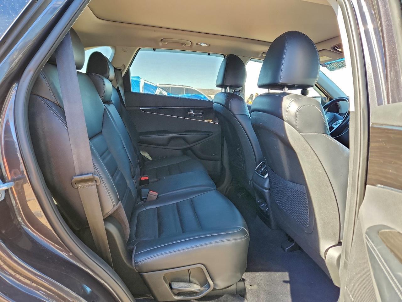 2019 KIA SORENTO