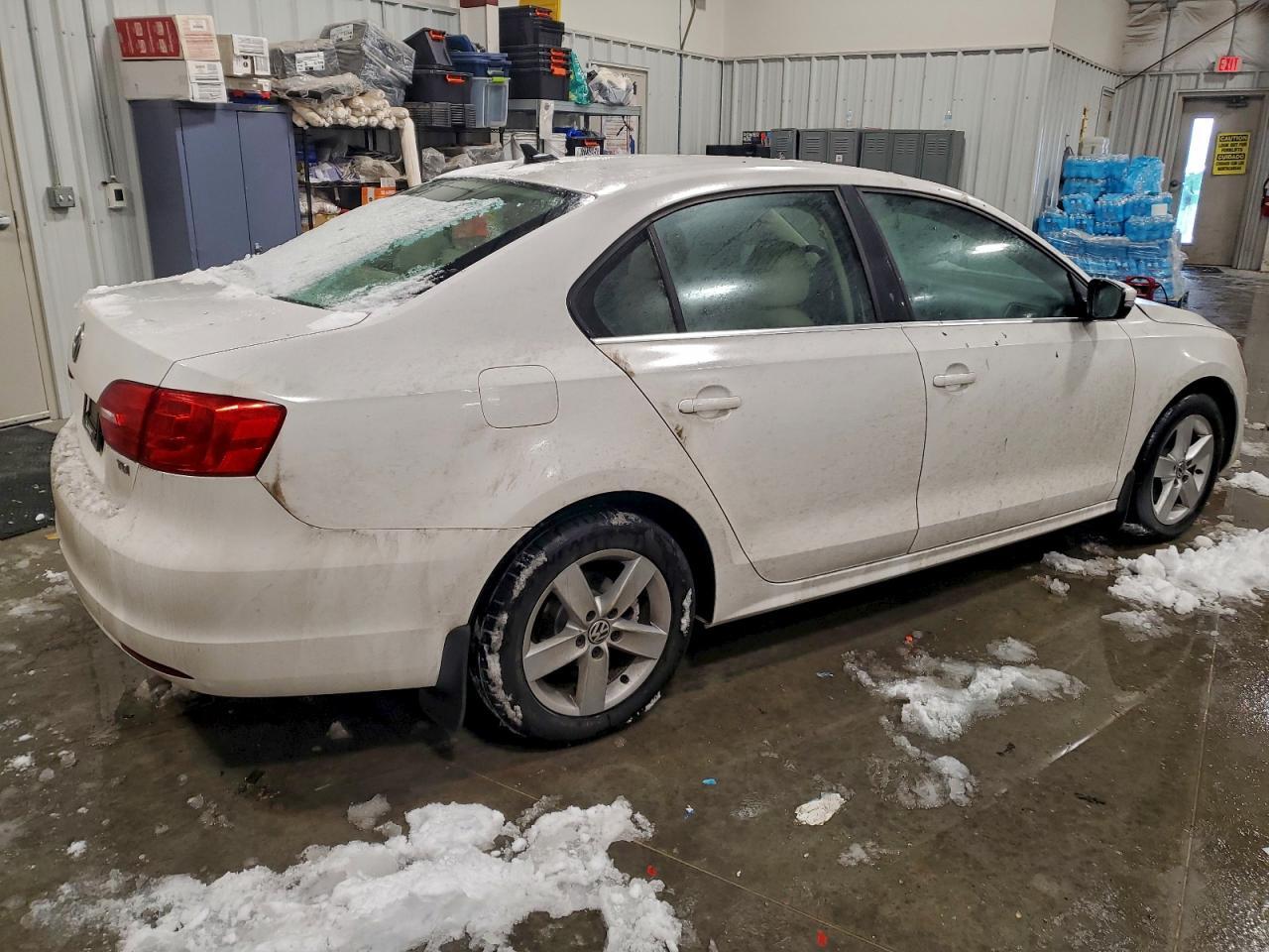 2013 VOLKSWAGEN JETTA