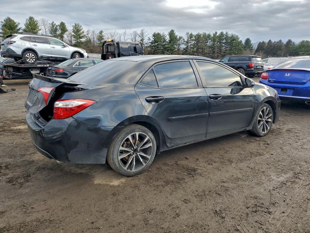 2016 TOYOTA COROLLA