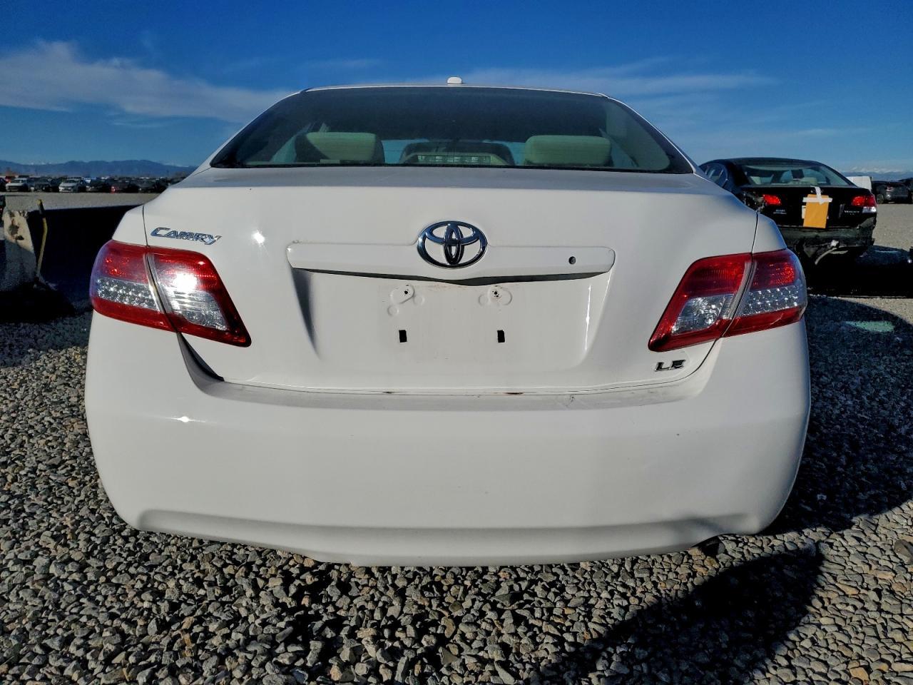 2010 TOYOTA CAMRY