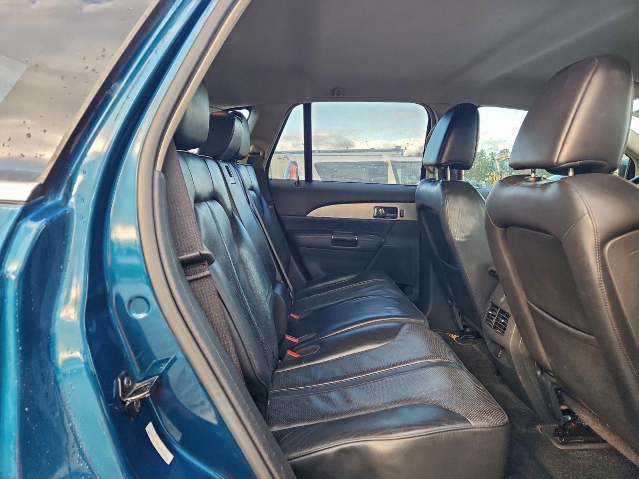 2011 LINCOLN MKX