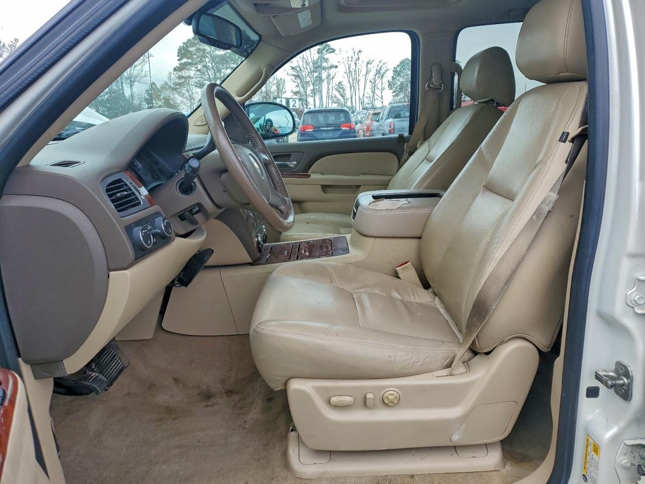 2011 CHEVROLET Avalanche
