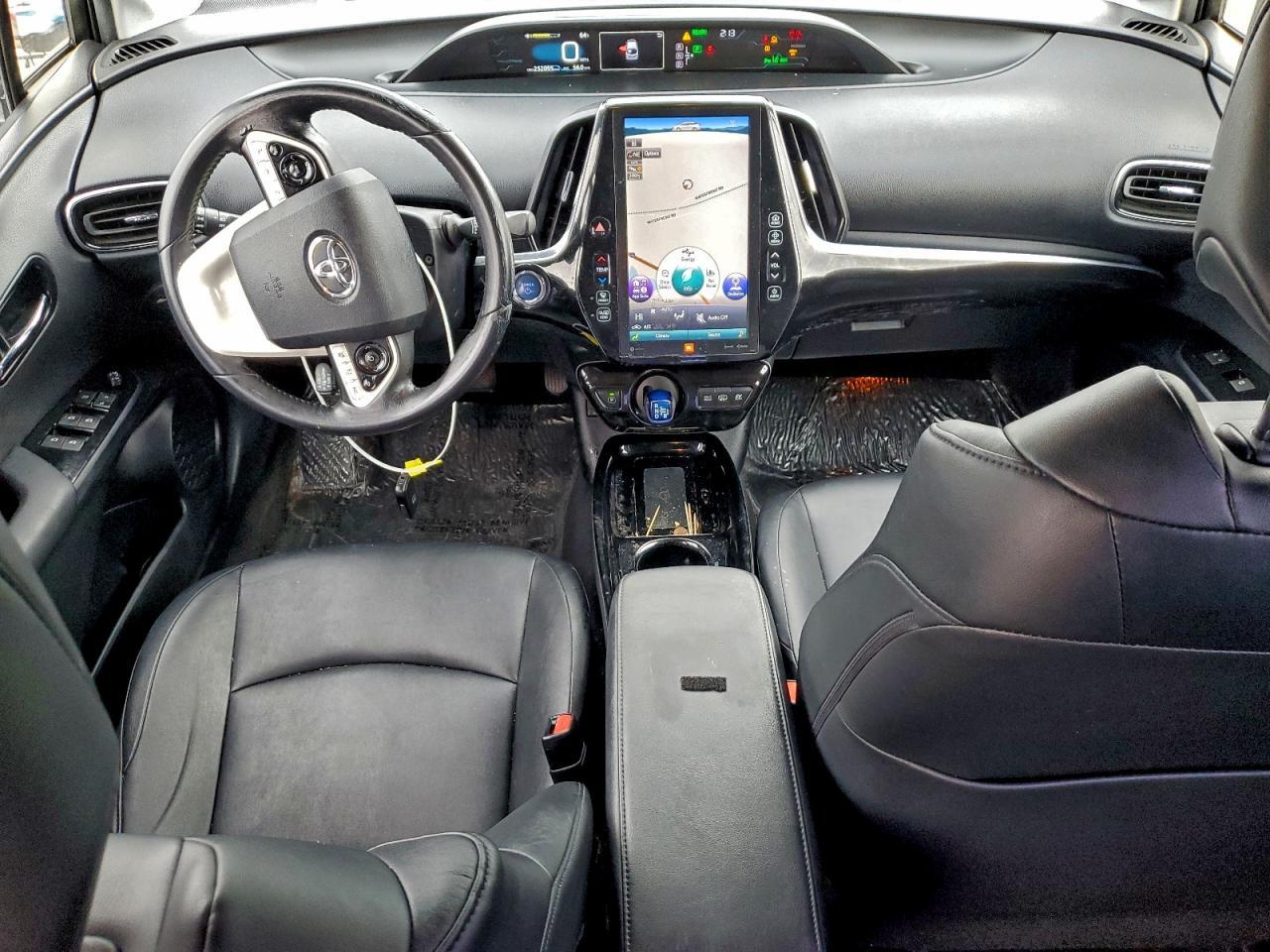 2017 TOYOTA Prius Prime