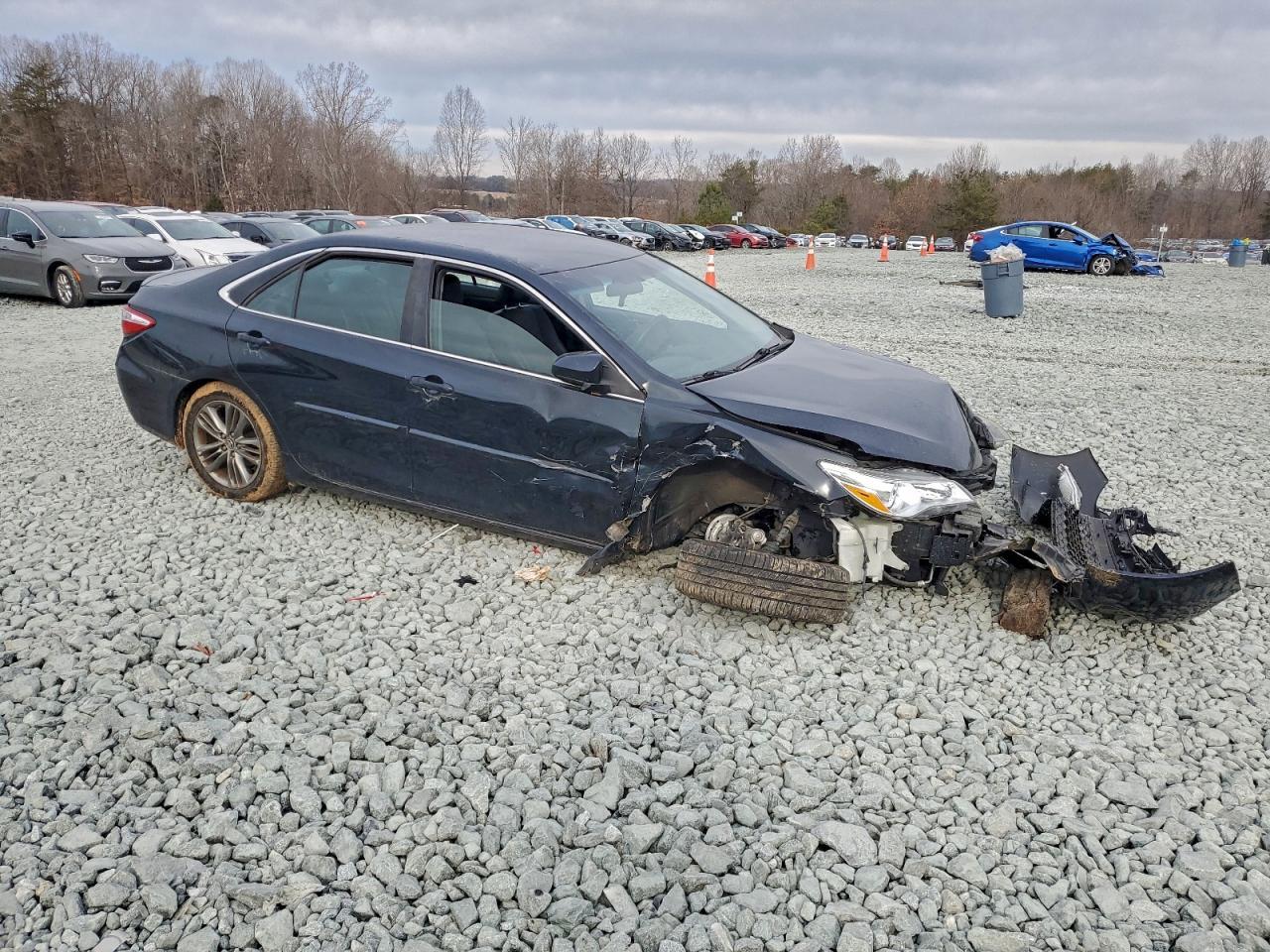 2015 TOYOTA CAMRY