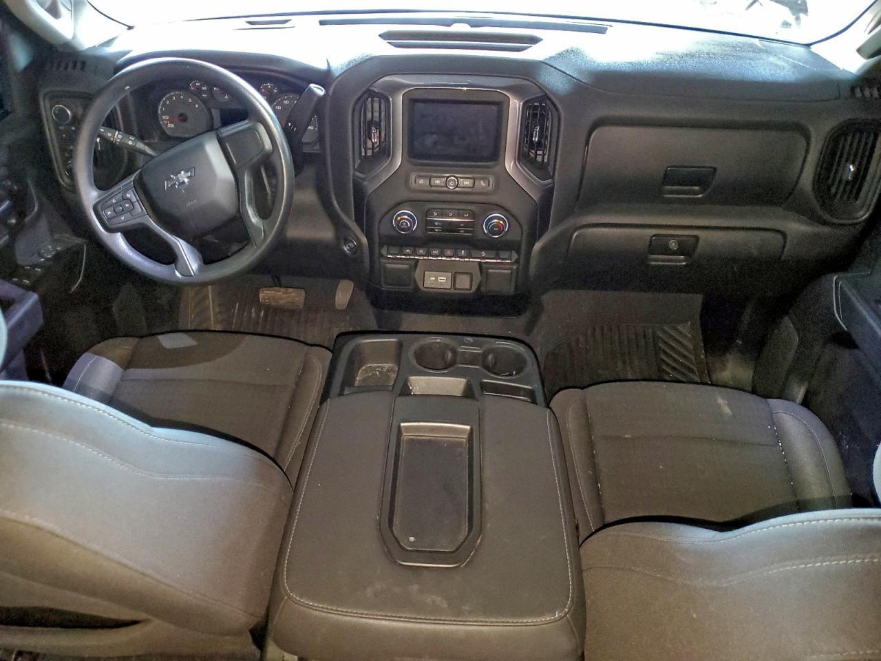 2025 CHEVROLET Silverado