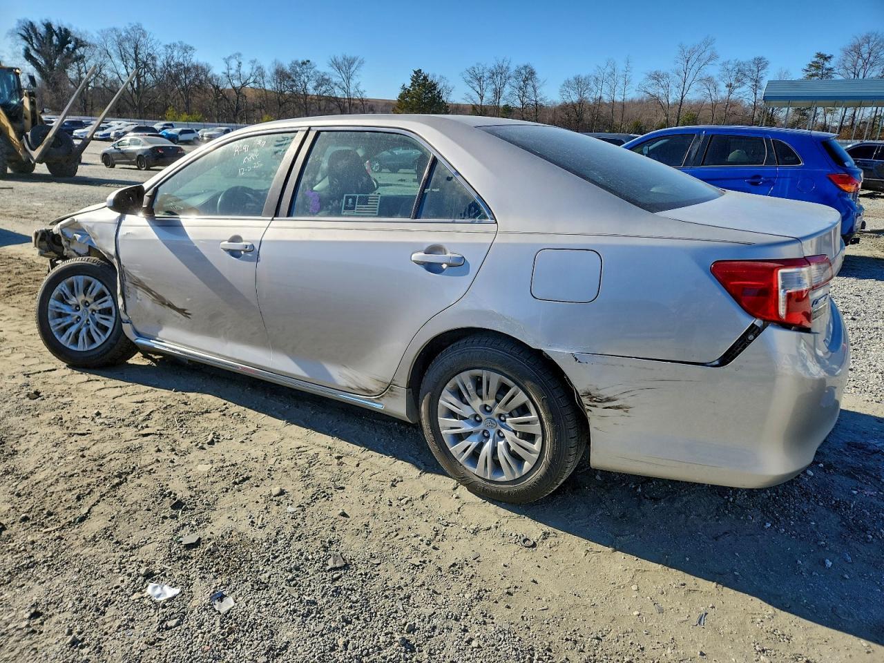 2014 TOYOTA CAMRY