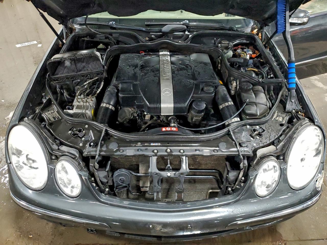 2004 MERCEDES-BENZ E-Class