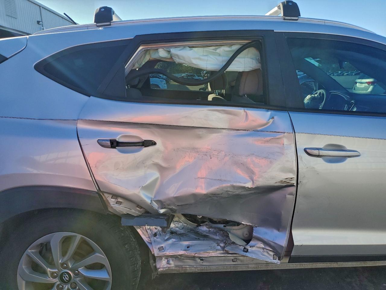 2016 HYUNDAI TUCSON