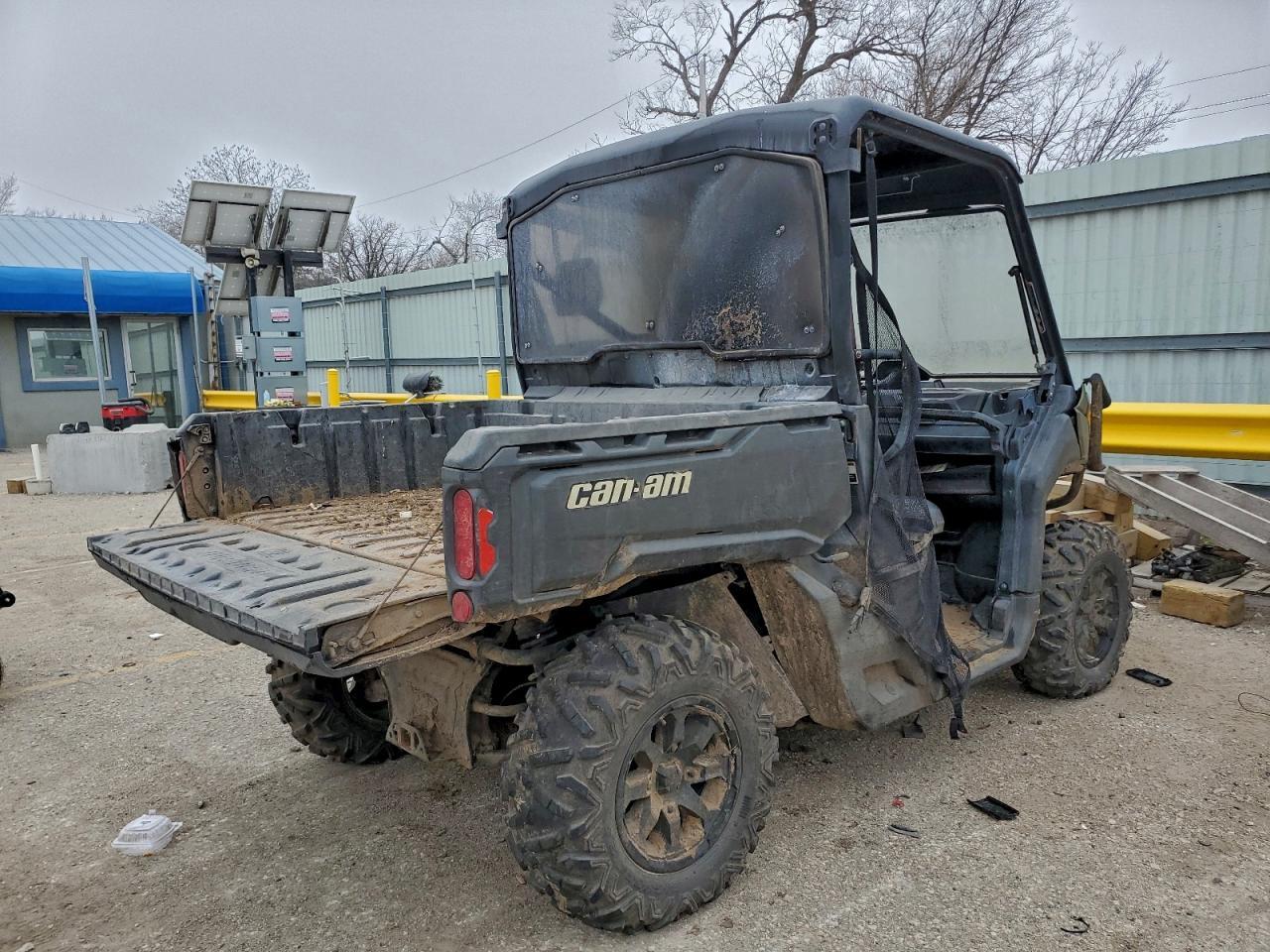 2020 CAN-AM Defender