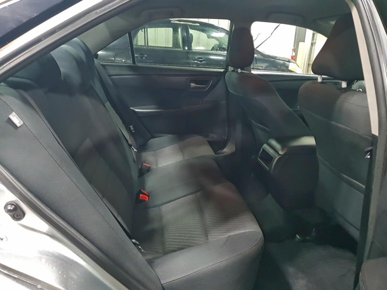 2016 TOYOTA CAMRY