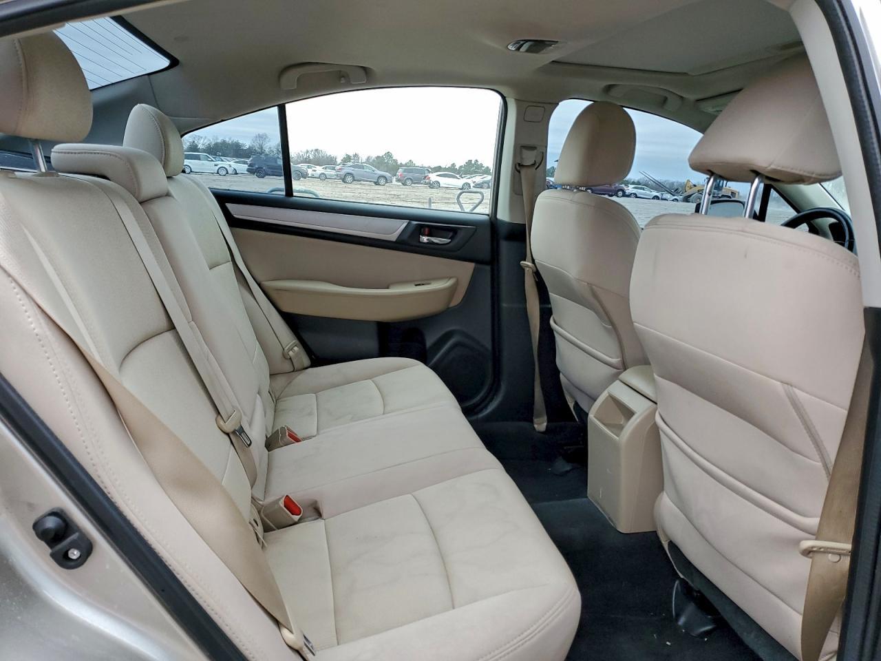 2016 SUBARU Legacy