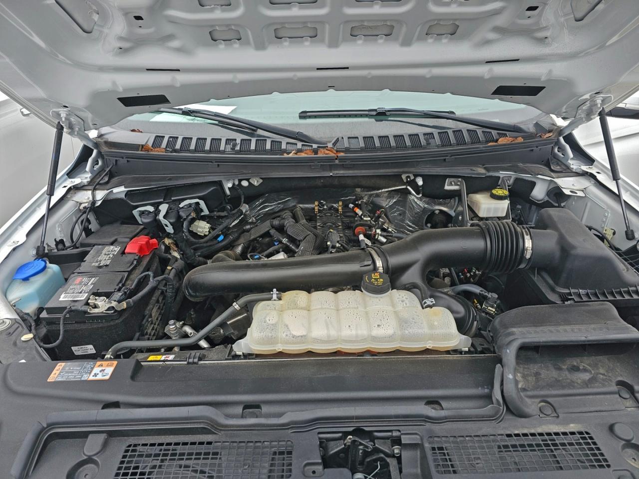 2023 FORD Expedition