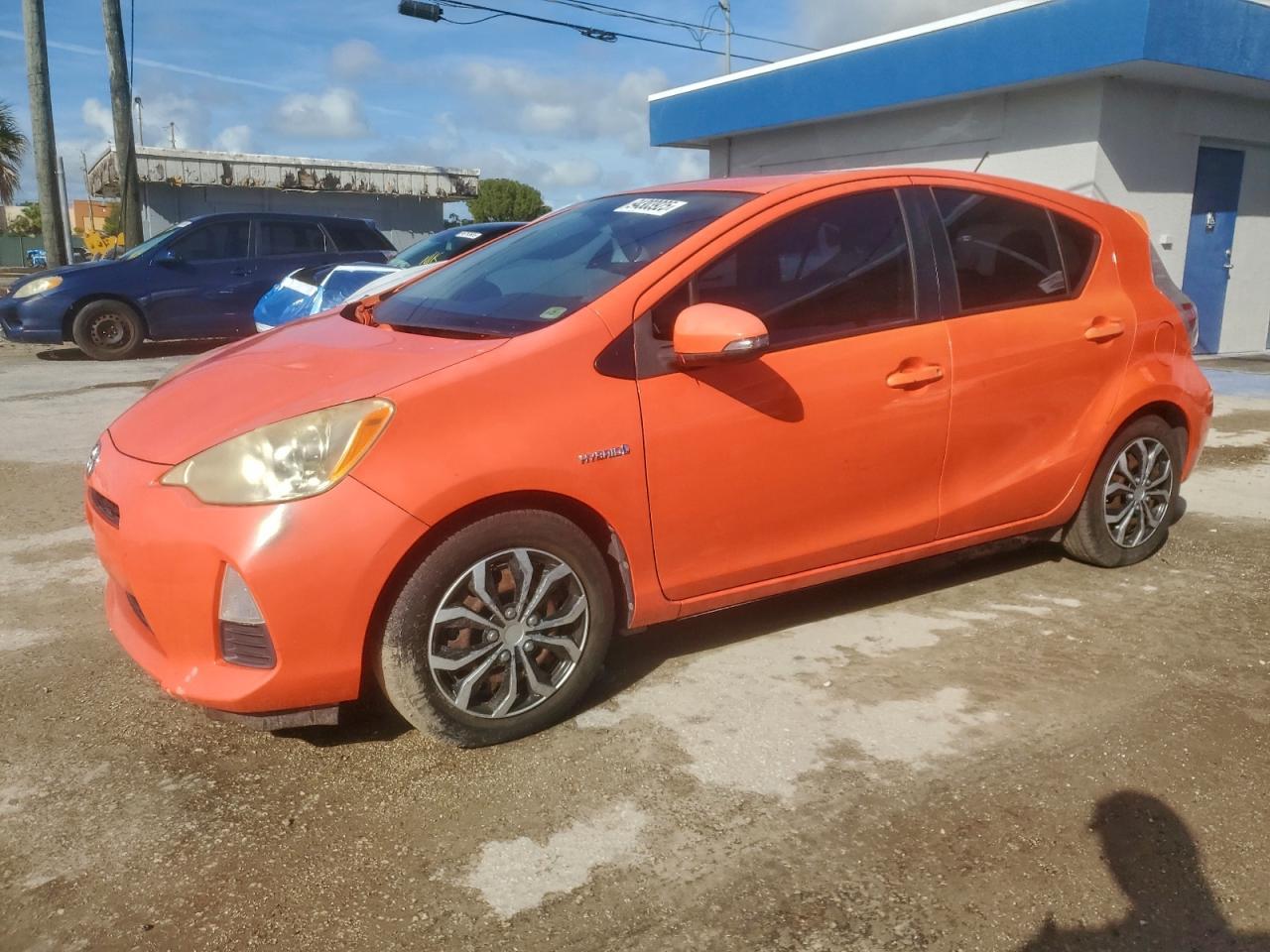2012 TOYOTA Prius c