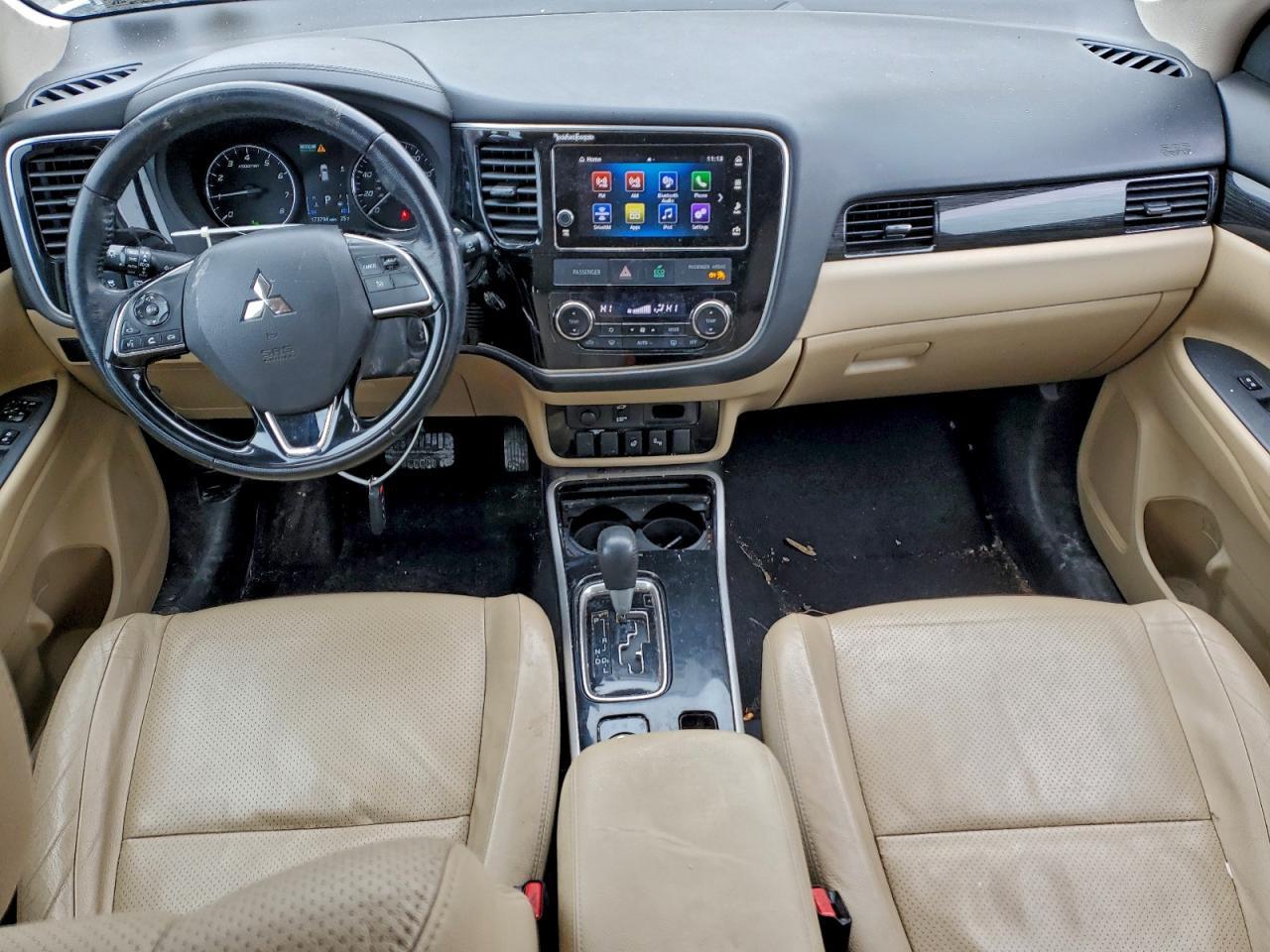 2018 MITSUBISHI outlander