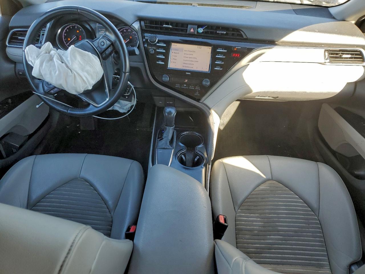 2020 TOYOTA CAMRY