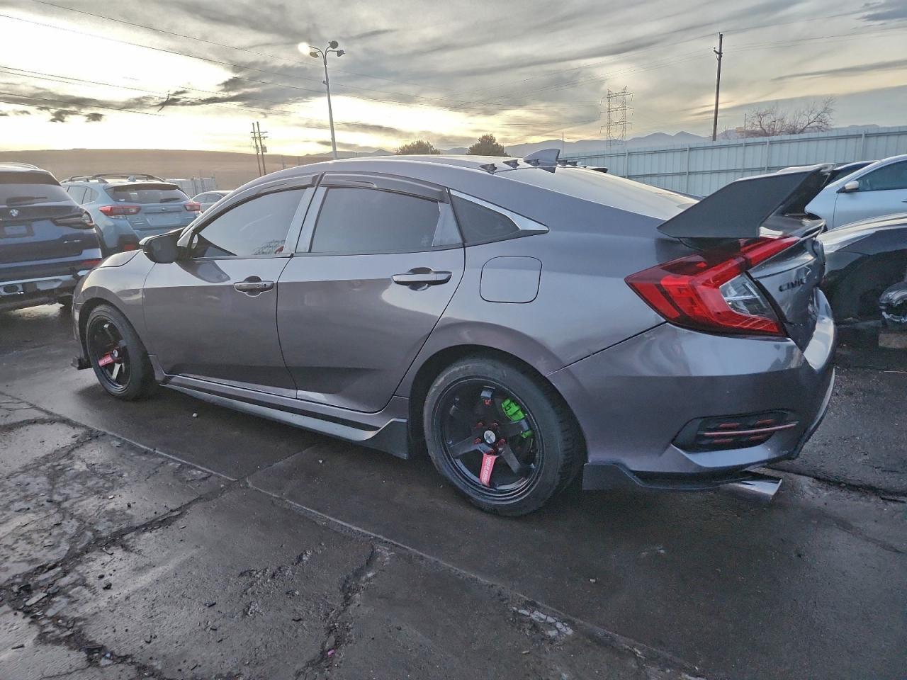 2016 HONDA CIVIC