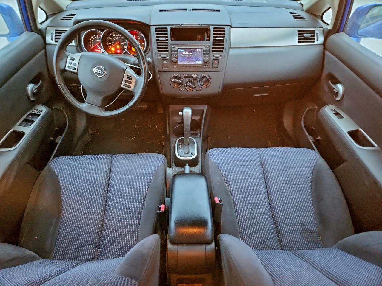 2010 NISSAN VERSA