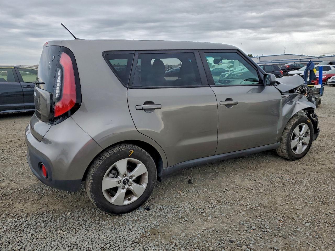 2017 KIA SOUL