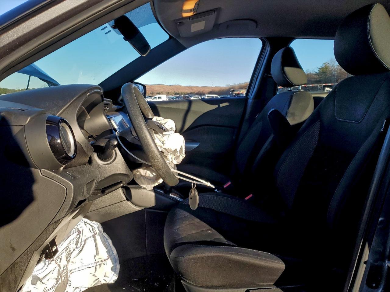 2019 NISSAN KICKS