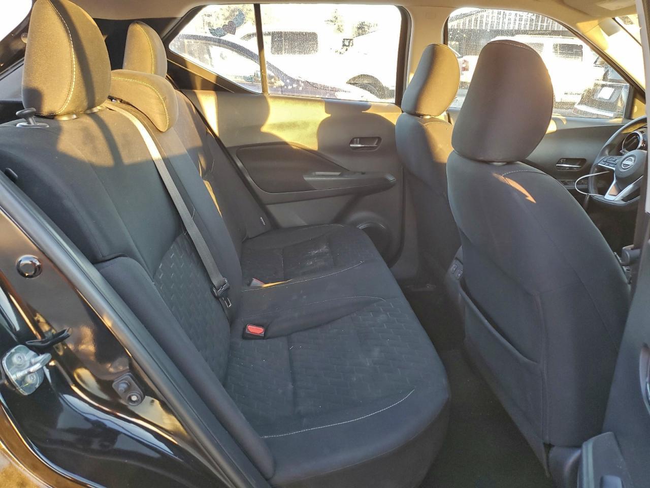 2022 NISSAN KICKS