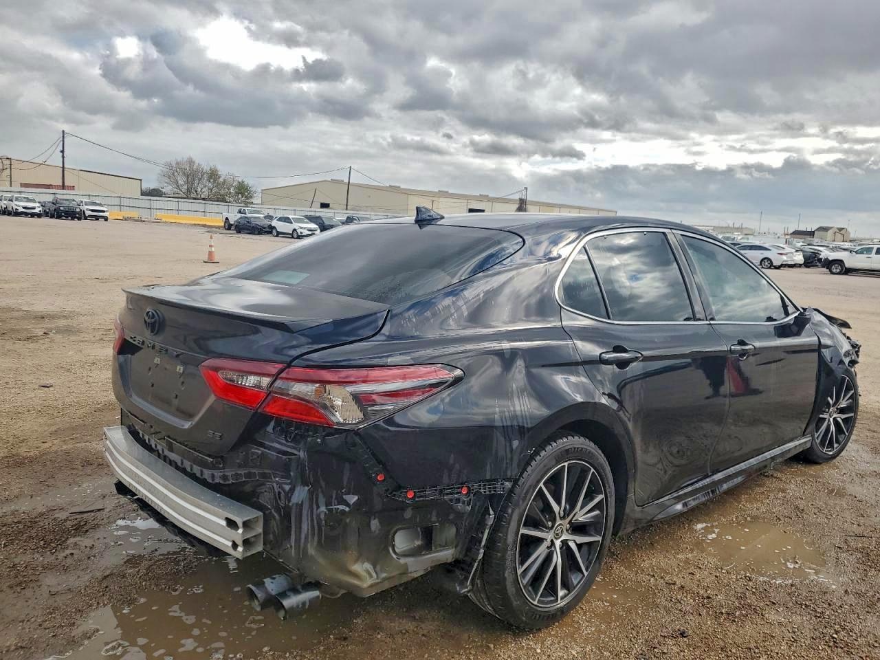 2022 TOYOTA CAMRY