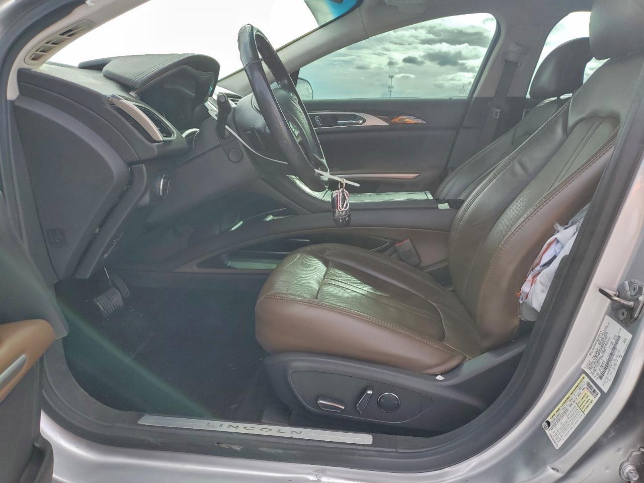 2013 LINCOLN MKZ