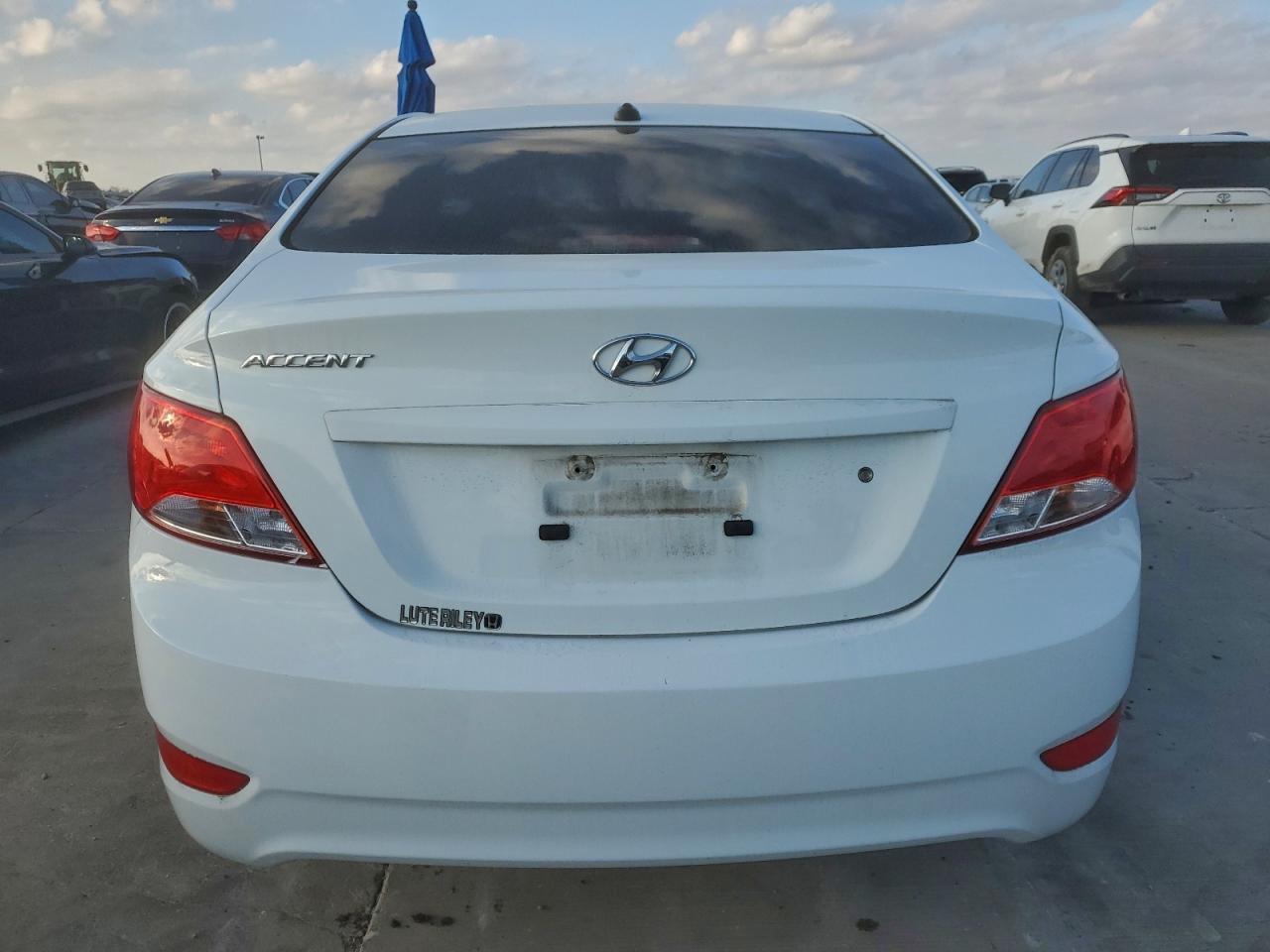 2016 HYUNDAI ACCENT