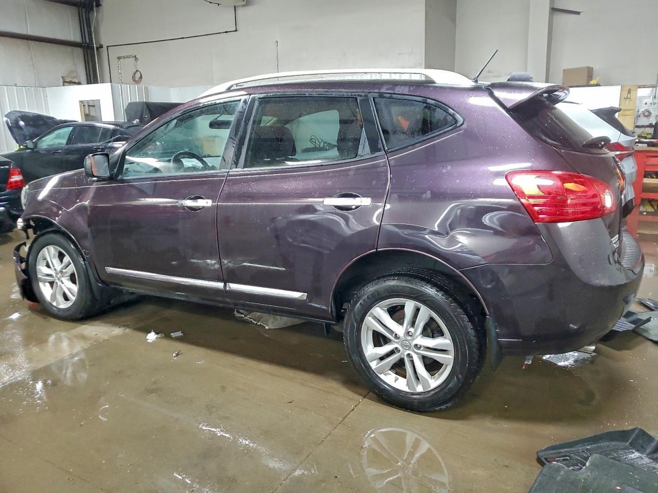2015 NISSAN ROGUE