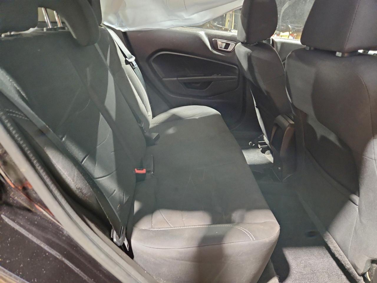 2015 FORD Fiesta