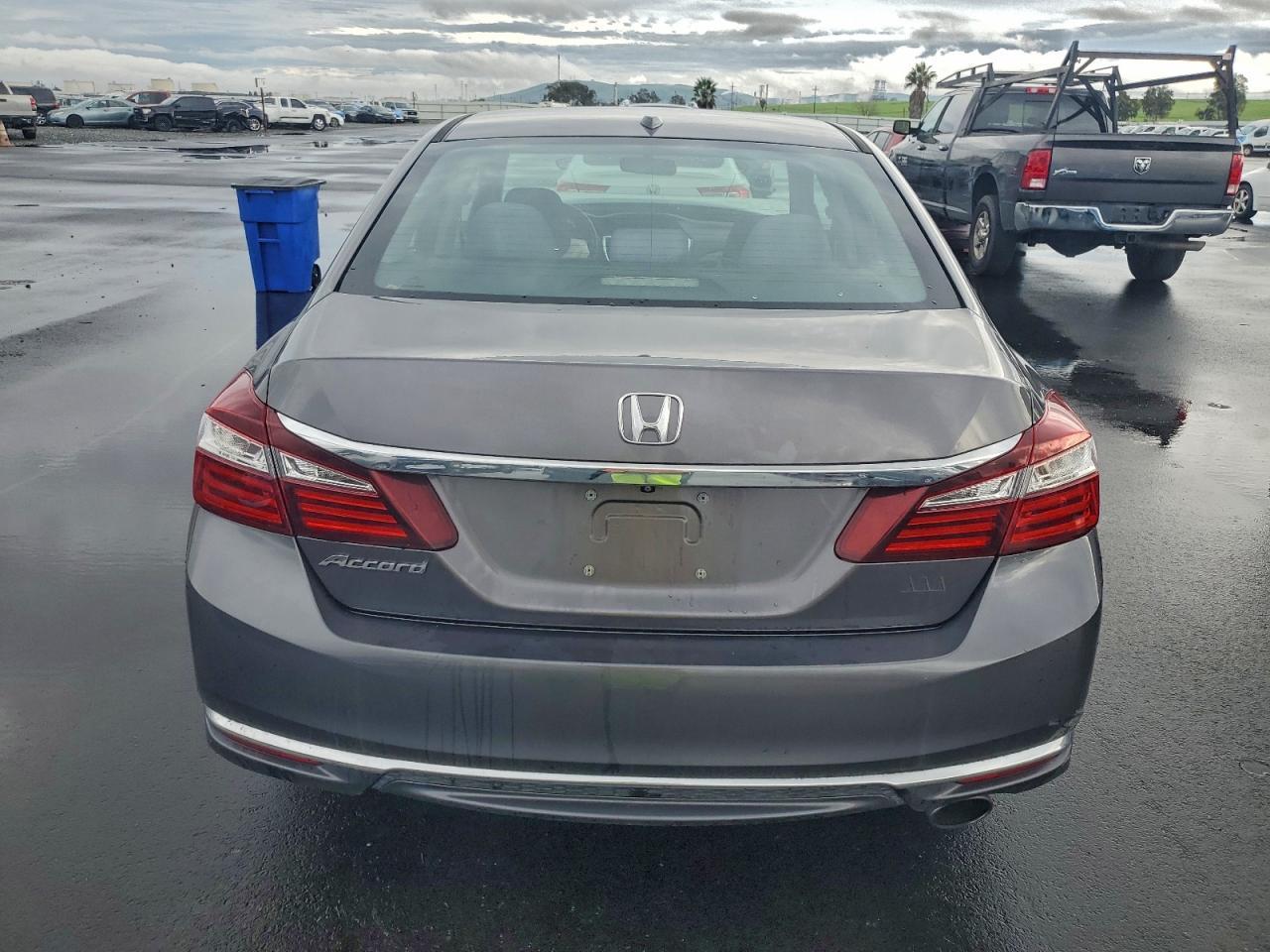 2017 HONDA ACCORD